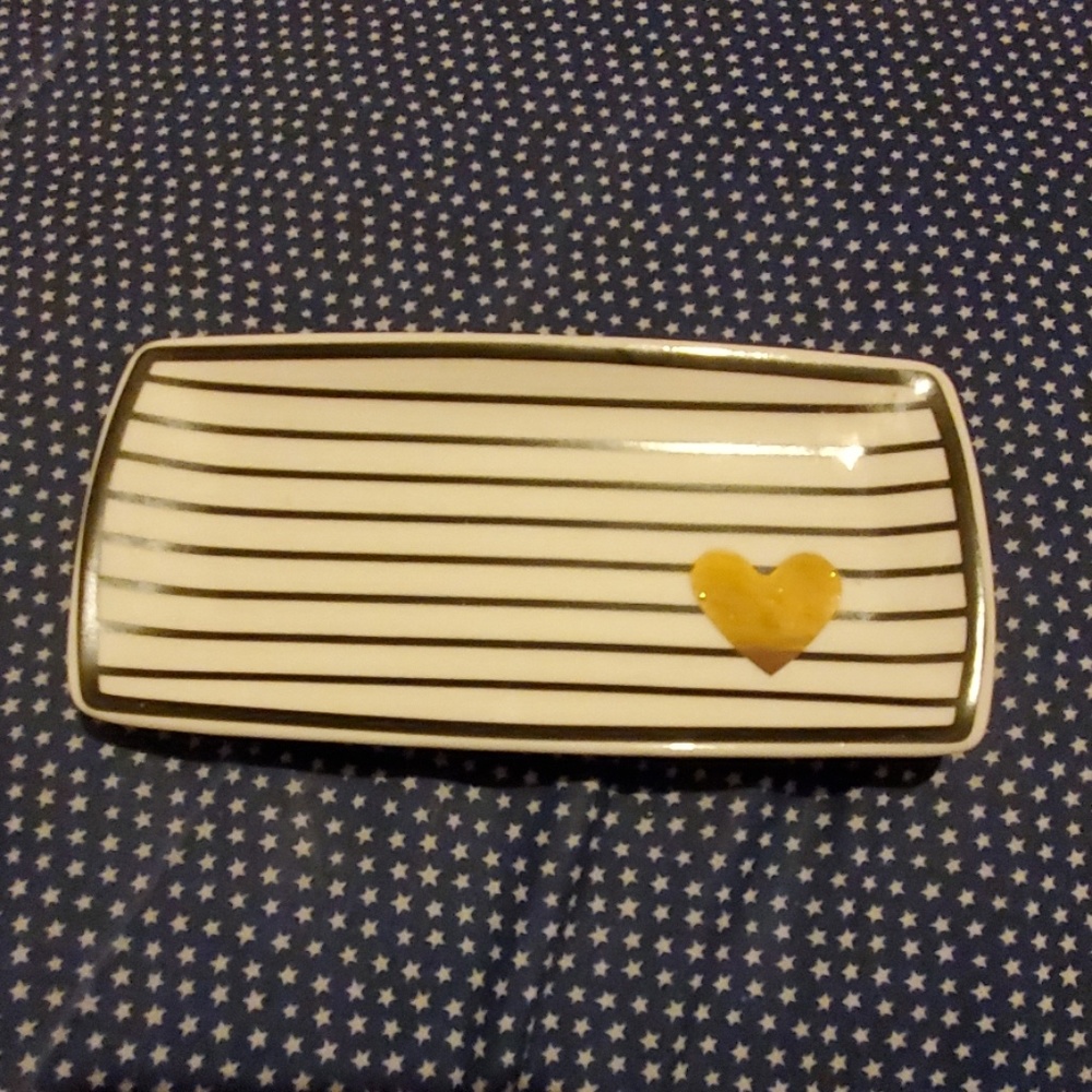 Cute tray for rings